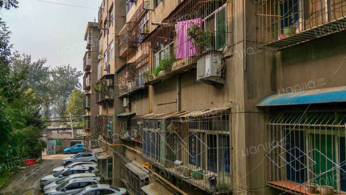 西安轴承厂家属区外景图