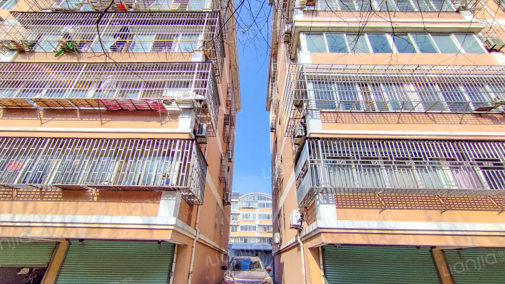 嘉丰公寓外景图