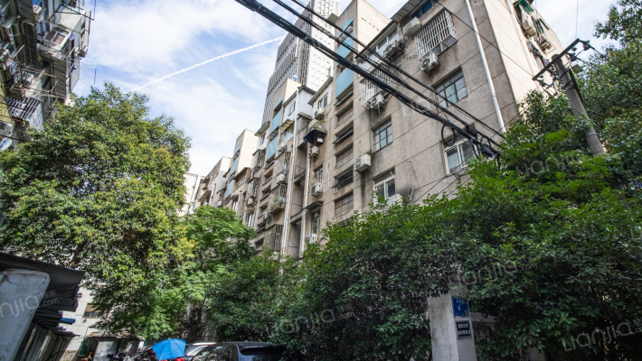 肚带营小区外景图