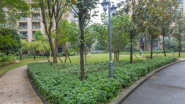 中央公园二组团外景图