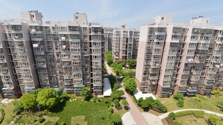 春江新城新河苑一期外景图