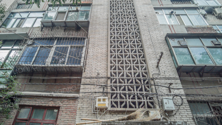 经一路9号院外景图