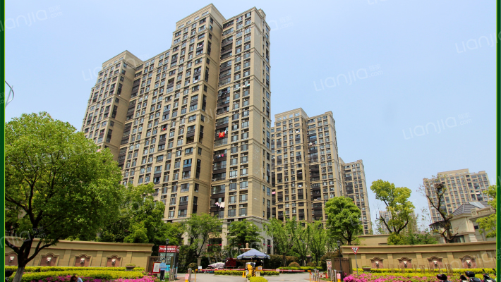 绿地华尔道外景图