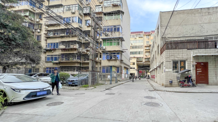 建秦苑小区外景图