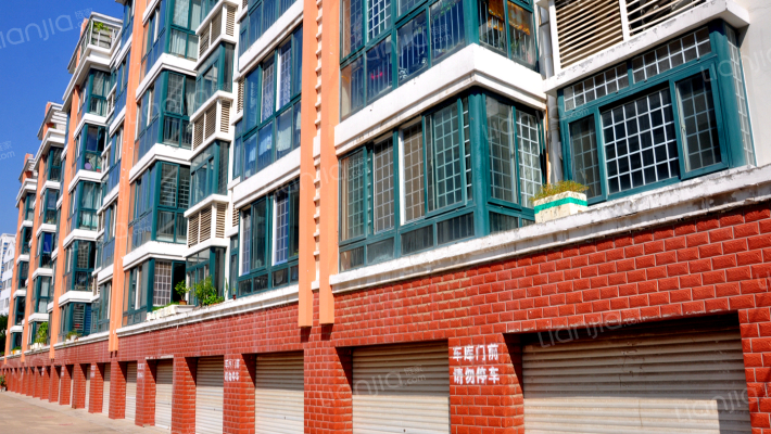 日月星辰外景图