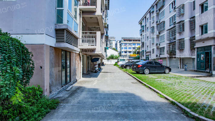 霞堡锦苑外景图