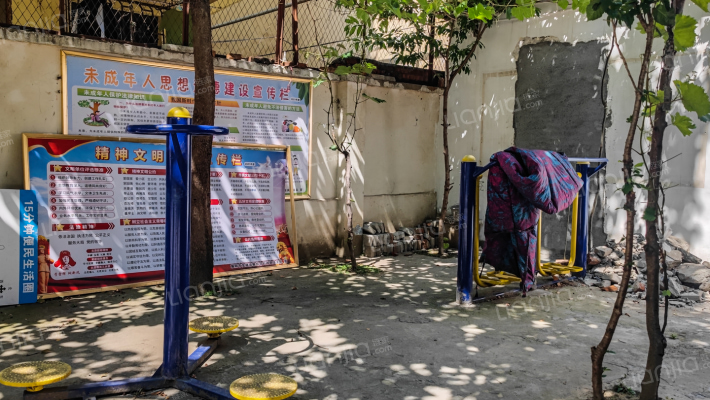 毛纺小区道路运输管理二所家属院外景图