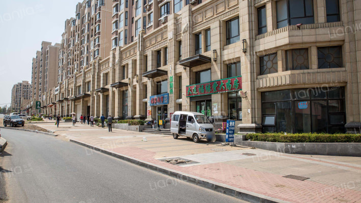 悦泰山里外景图