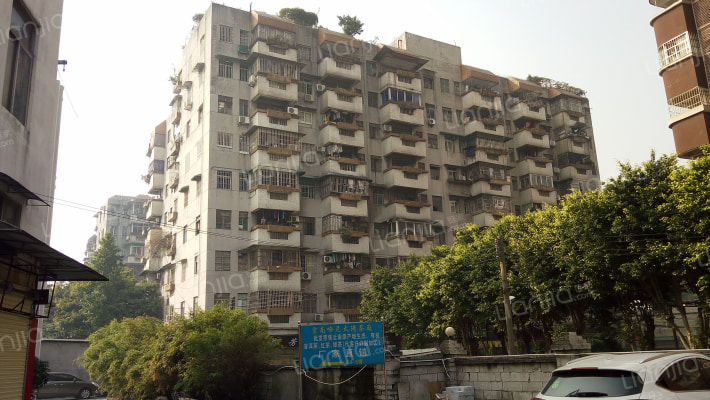 龙湾小区外景图