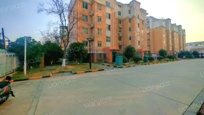 勤新南苑外景图