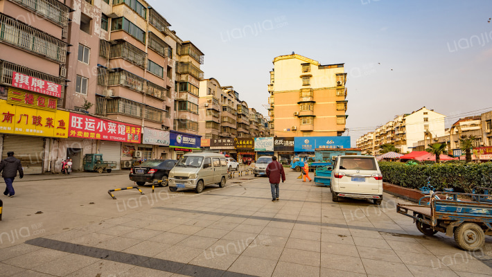 彭山新村外景图