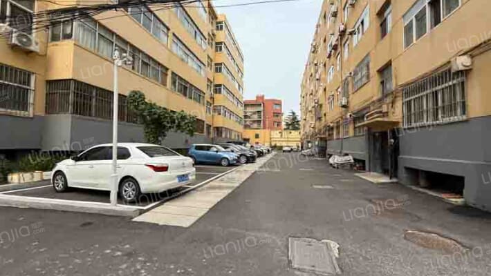 电厂东区宿舍外景图