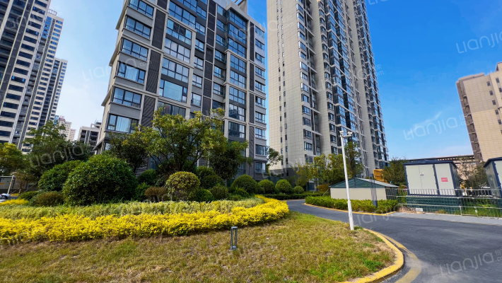 艾森高铁壹号A区外景图