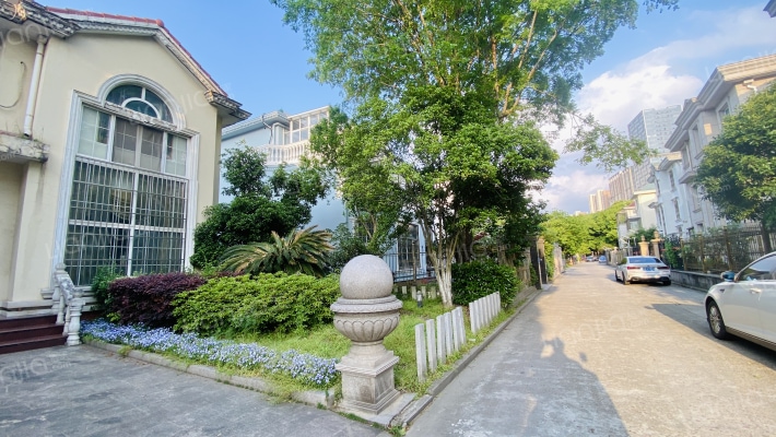 鑫博别墅外景图