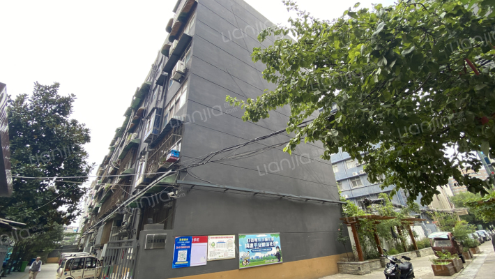 凭心街工商局家属院外景图