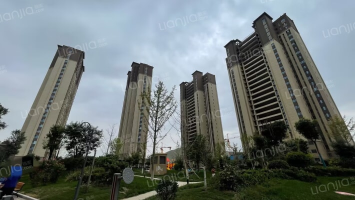 海德郡四号院外景图