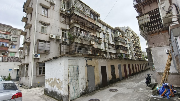 华海路100号外景图