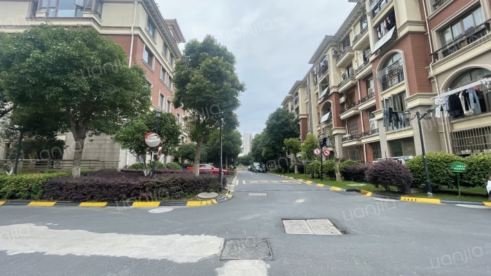 金域蓝湾二区外景图