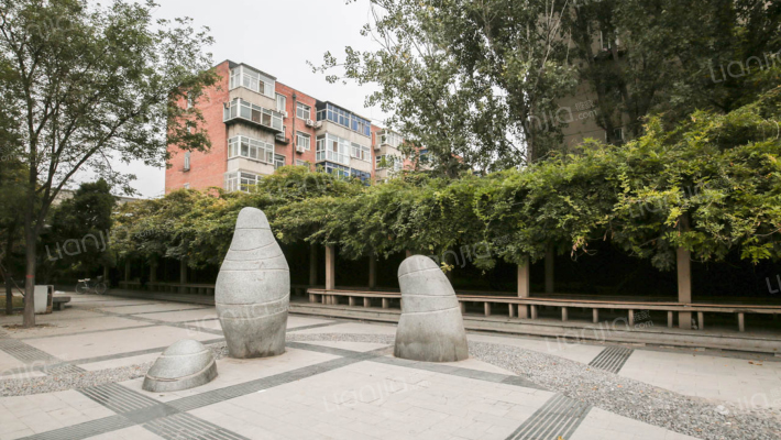 保定市纺织机械厂生活区外景图