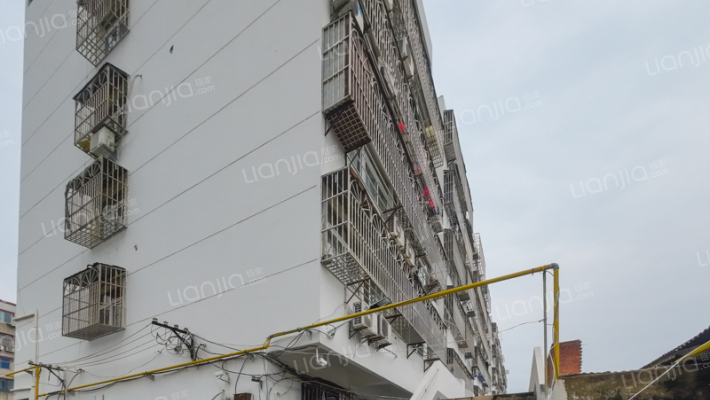 南巽大厦外景图