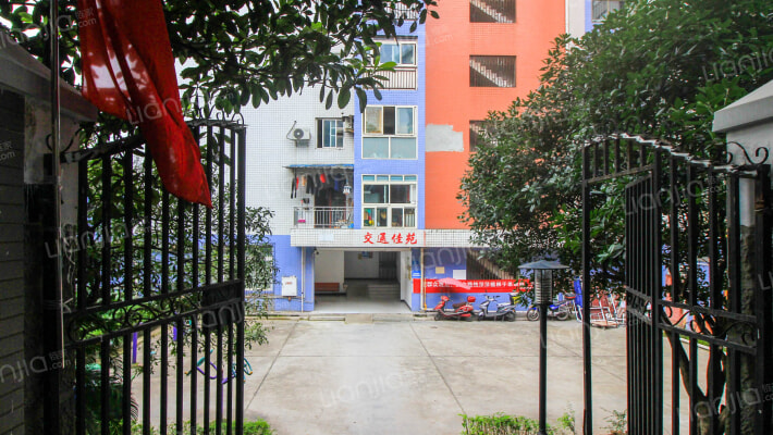 交通佳苑外景图