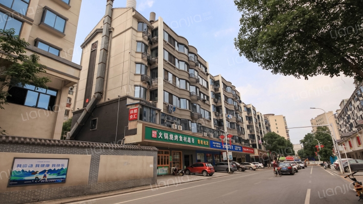 莲安北路外景图