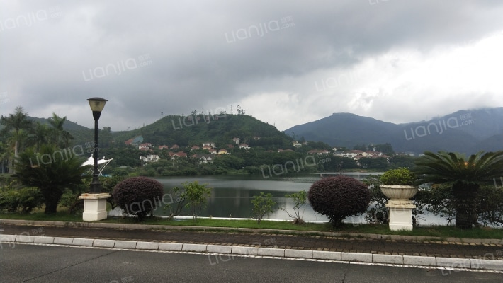 南航碧花园外景图