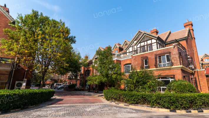 万科水晶城揽星园外景图