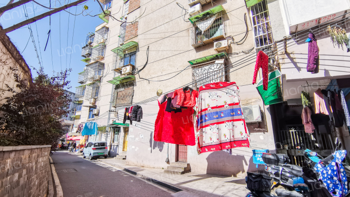 石子冲小区外景图