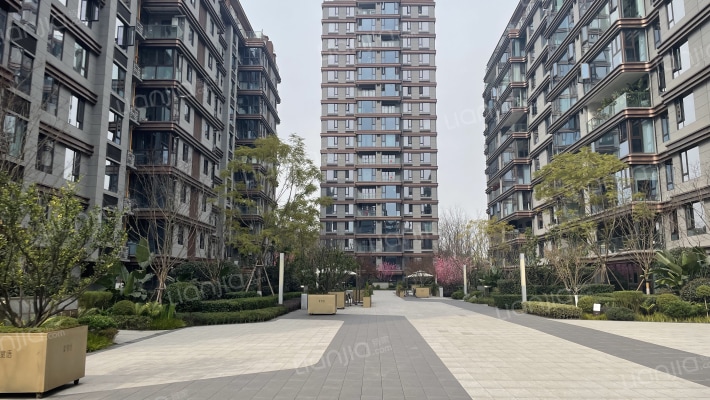 邦泰宽语一期外景图