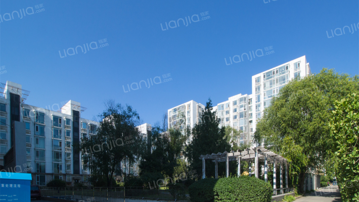 米兰花园外景图