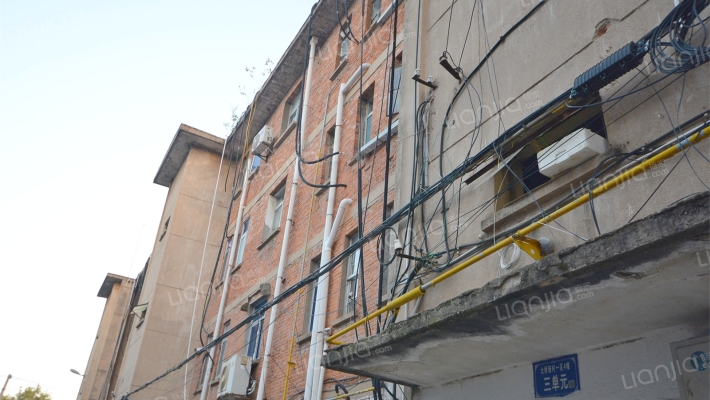 大桥新村外景图