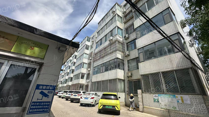 司法局宿舍外景图