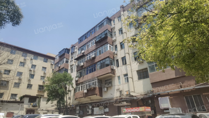 郑州市管局家属院外景图