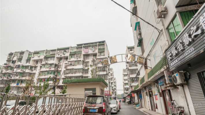 滨湖苑小区外景图