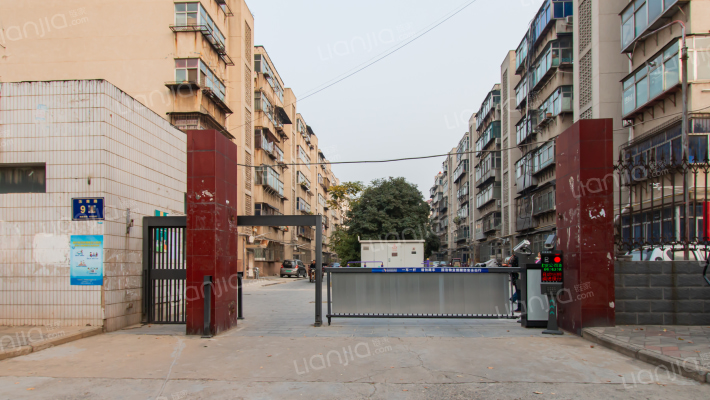 建设公司家属院外景图