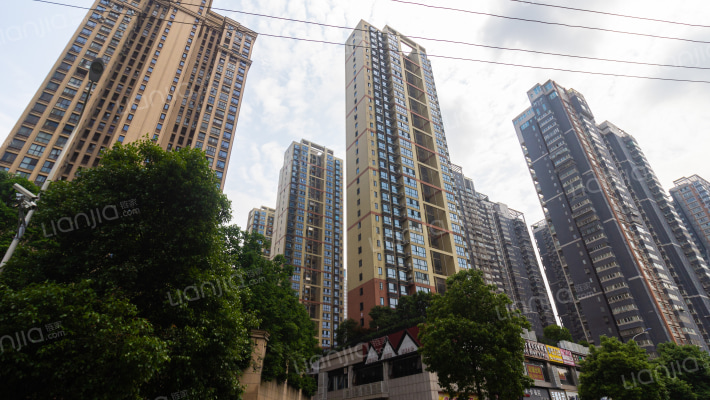 岳北和苑外景图