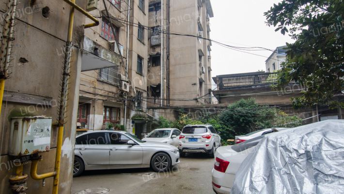 湖南省机械局宿舍外景图