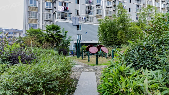 千秋府邸房源|户型图|小区车位|交通地址详情分析!