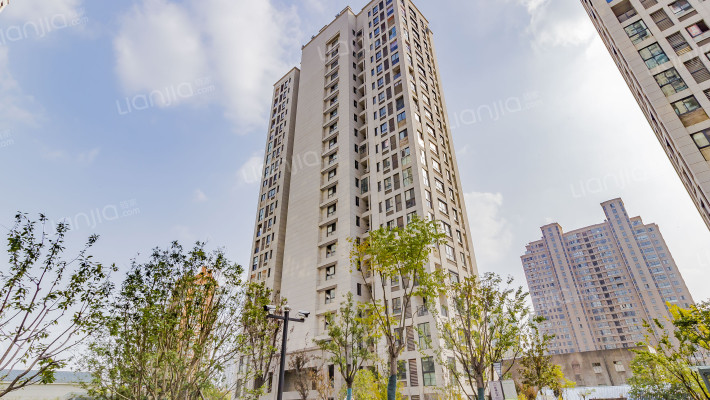 东冠逸轩外景图