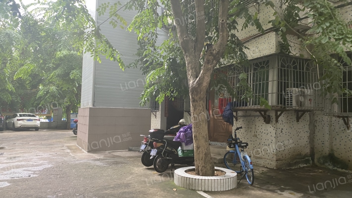 琼山区水务局小区外景图