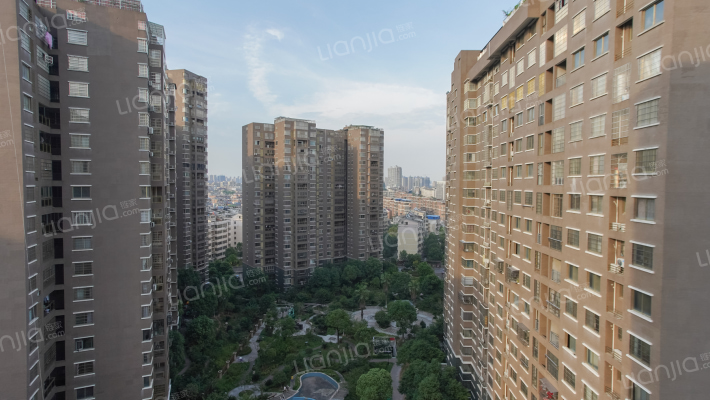 友邦華城外景图