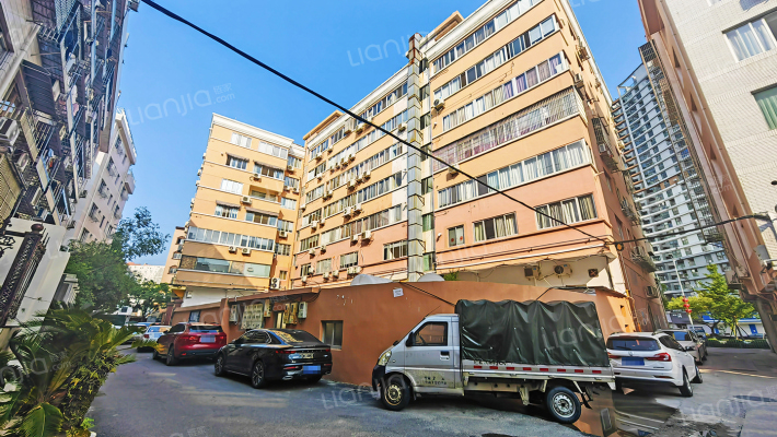 丹霞路367号外景图