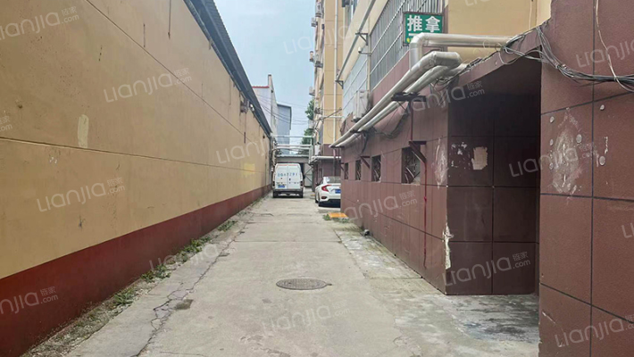 药材公司家属院外景图