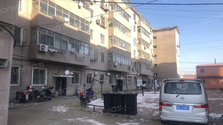 前鲜小区外景图