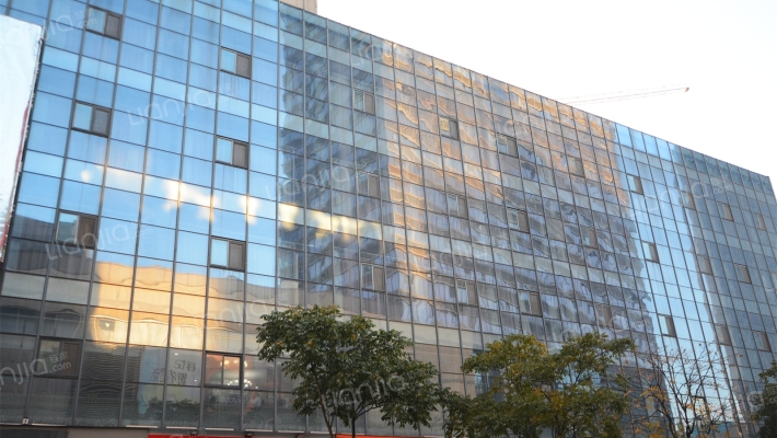 嘉福广场外景图