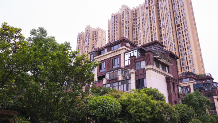 欧莱雅郡外景图