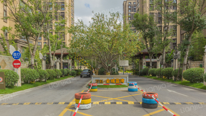 万科金域蓝湾外景图