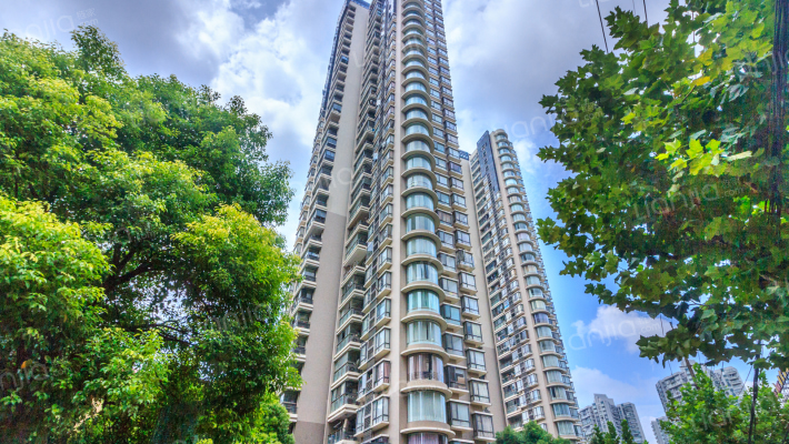 十里都华外景图