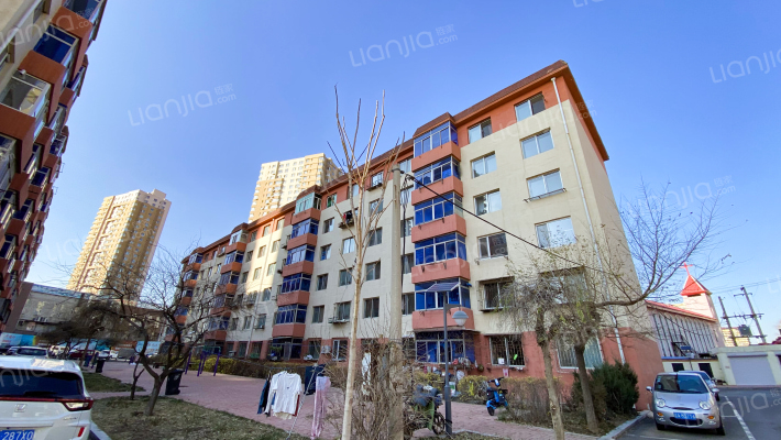 张官小区外景图